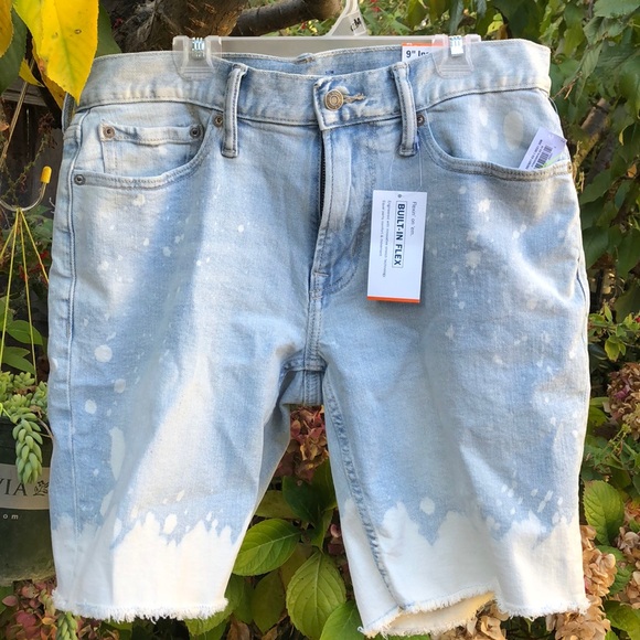 old navy knee length shorts